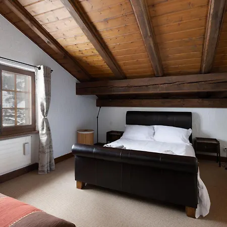 - Falcon Lodge