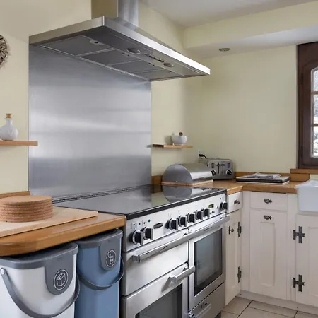- Falcon Lodge Le Chable